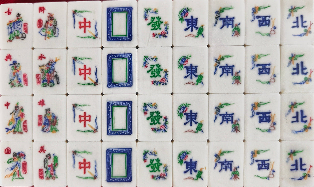 **Heirloom Hand-Painted Bovine Bone Mahjong Set – Artisan Made**